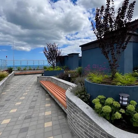 в аркадии с видом на море и террасой ! Apartman Odessza